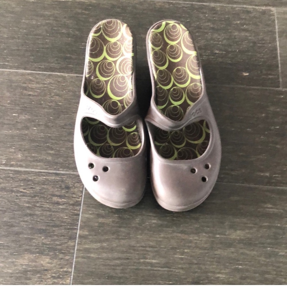 Croc Platform Mules - Picture 5 of 5